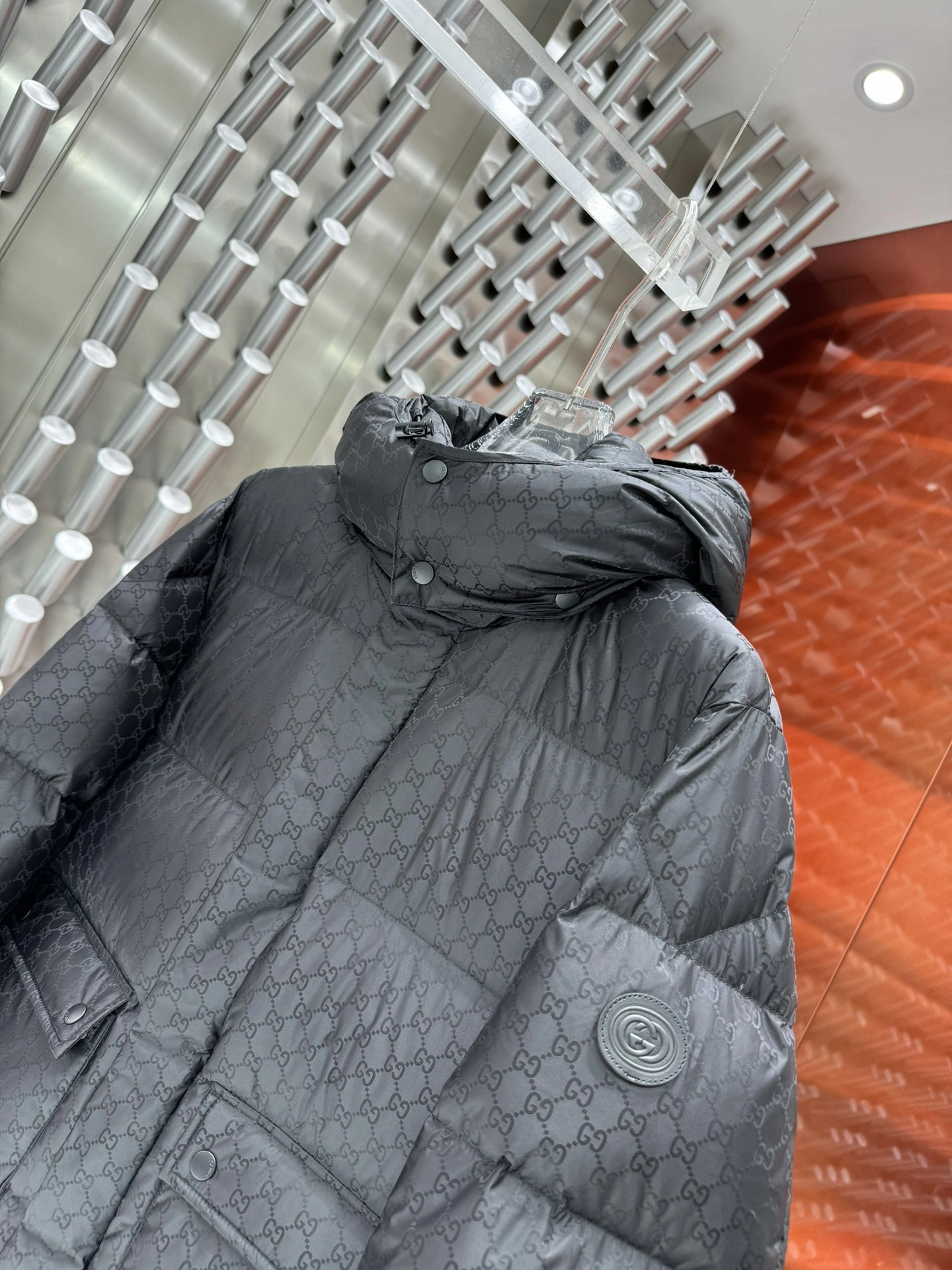 Sleek Gucci Down Jackets 129122