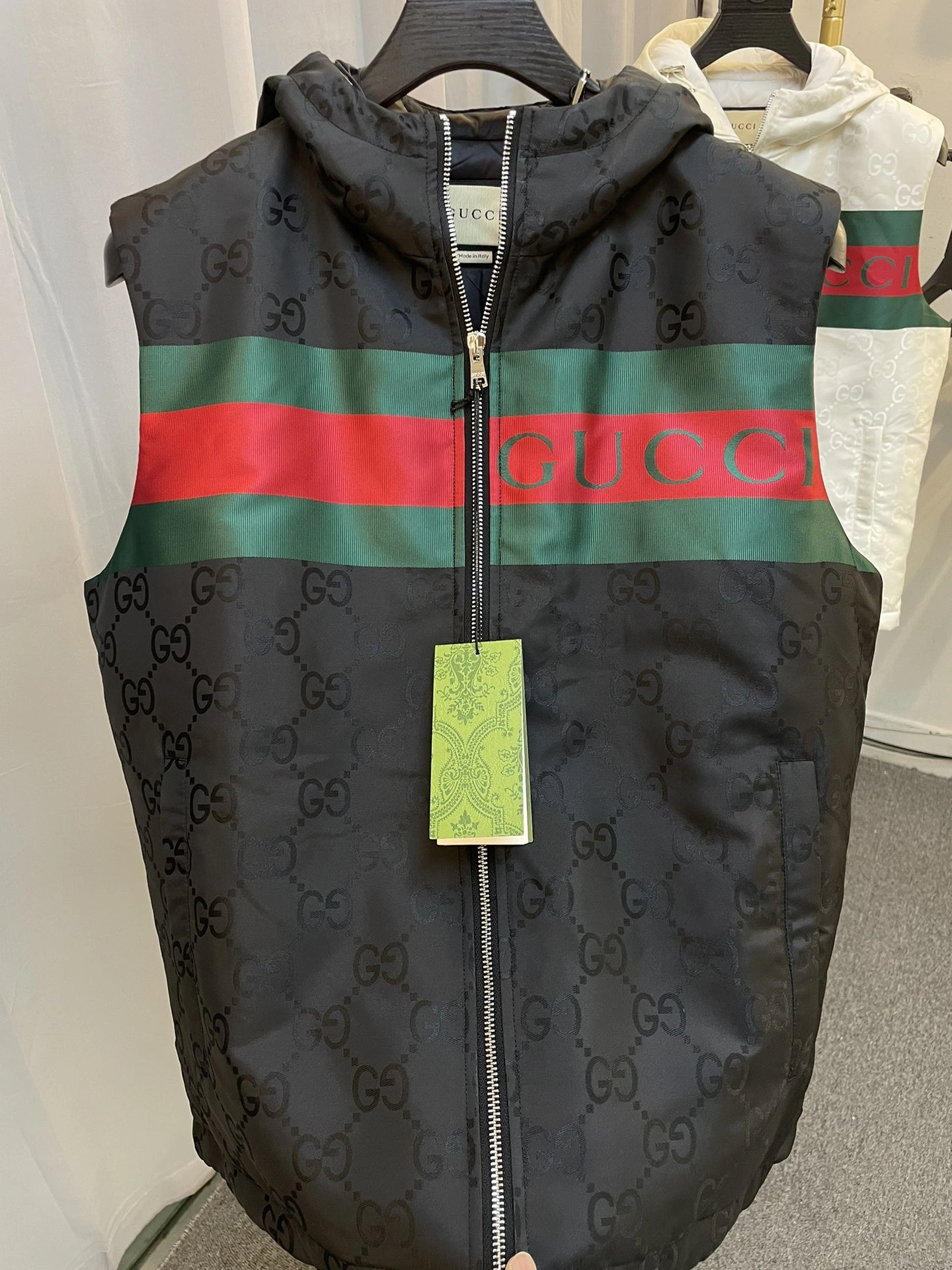 Gucci Down Jackets Trendsetting 129113