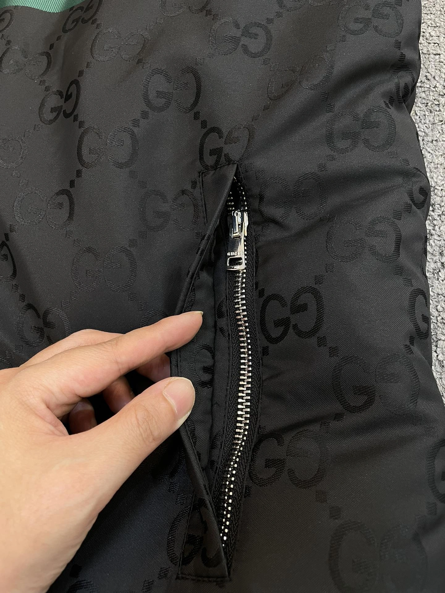 Gucci Down Jackets Trendsetting 129113