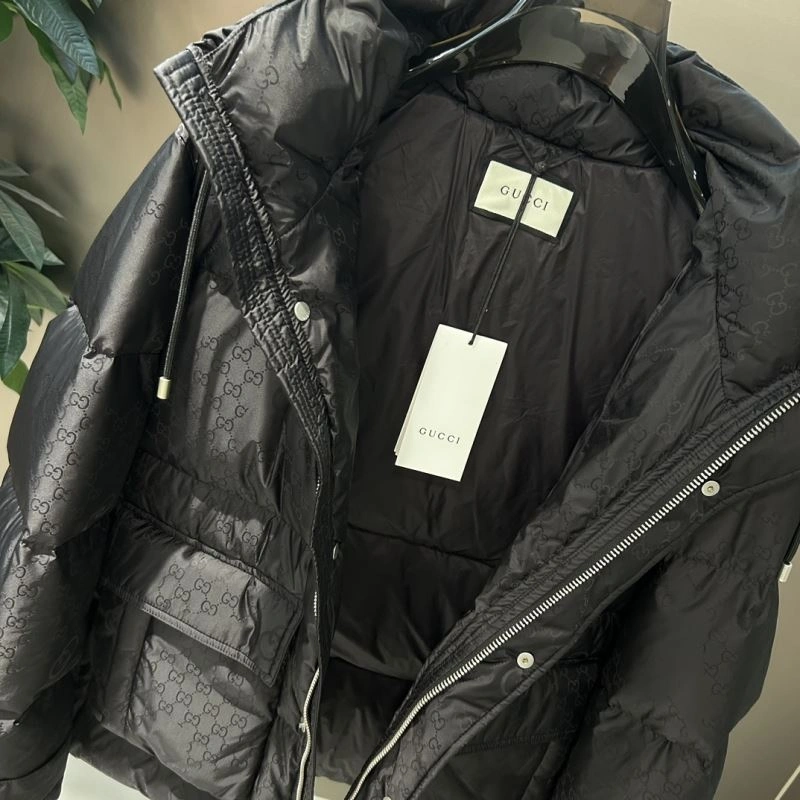Casual Gucci Down Jackets 129043