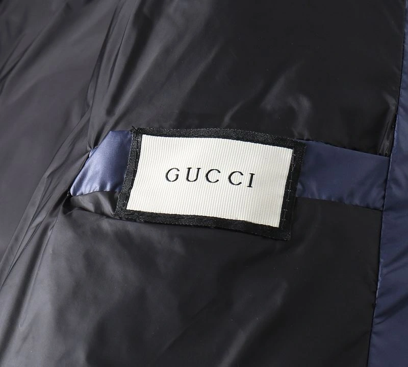 Minimalist Gucci Down Jackets 129055