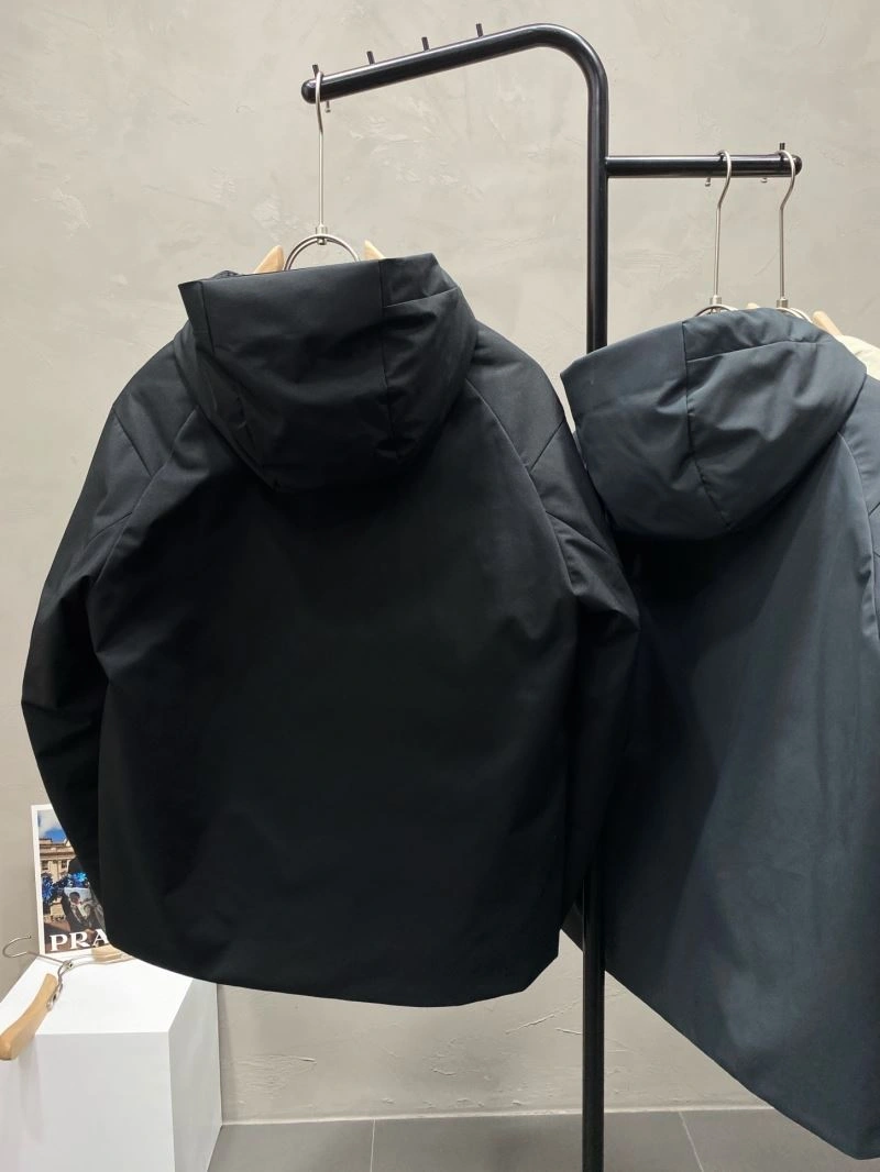 Gucci Down Jackets Unique 129056