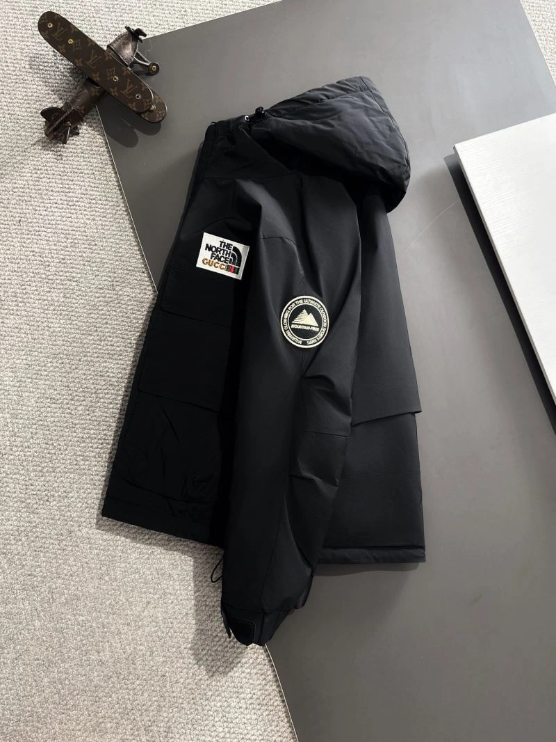 Modern Gucci Down Jackets 129030