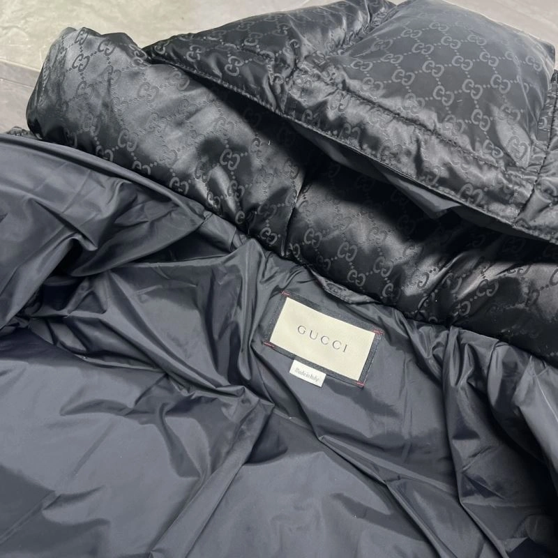Vibrant Gucci Down Jackets 129046