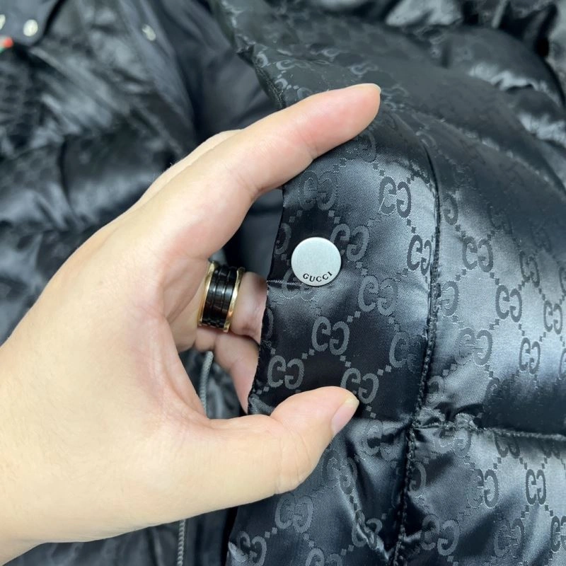Vibrant Gucci Down Jackets 129046