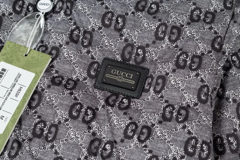 Gucci Down Jackets Chic 129002