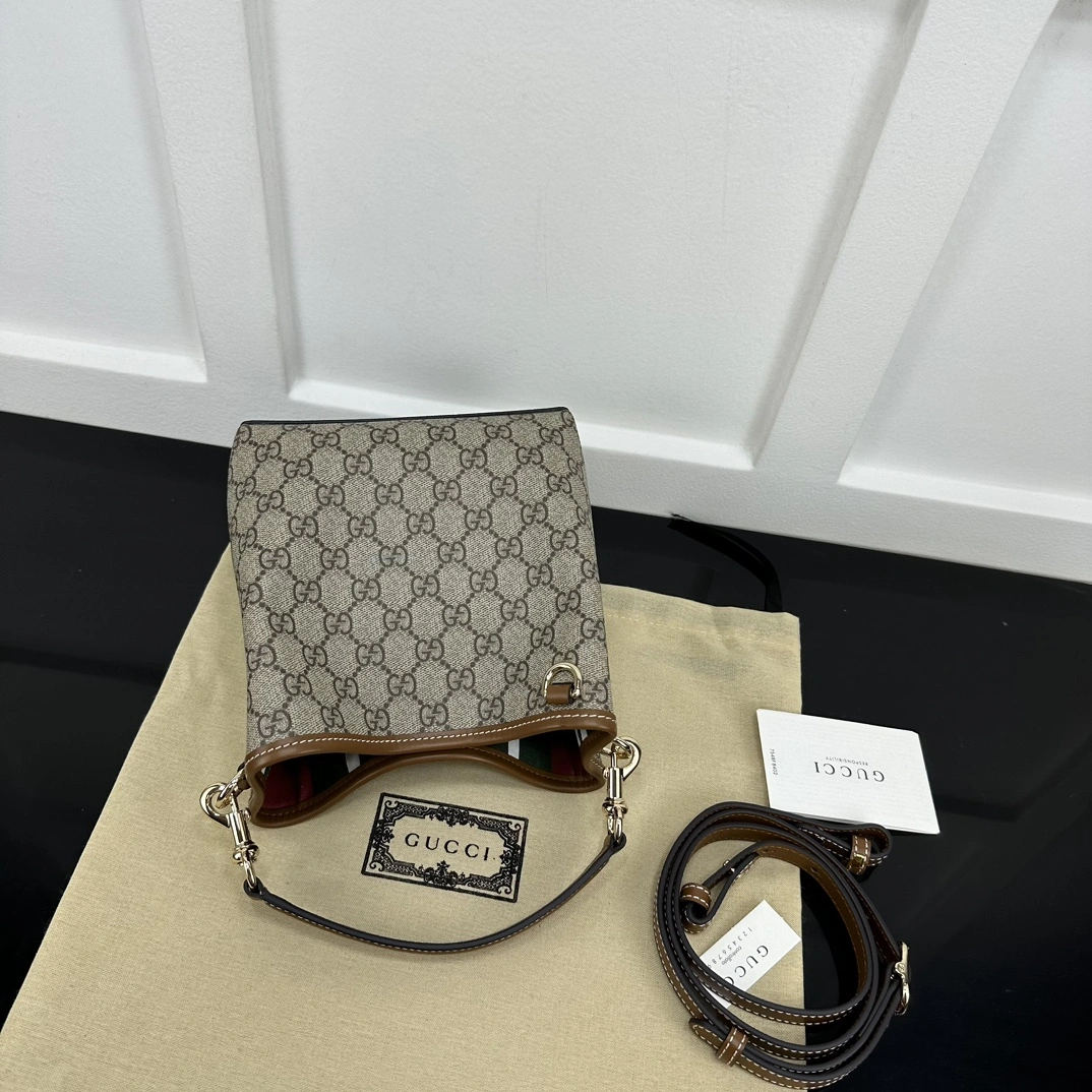 Gucci Drawstring Bags Minimalist 67423