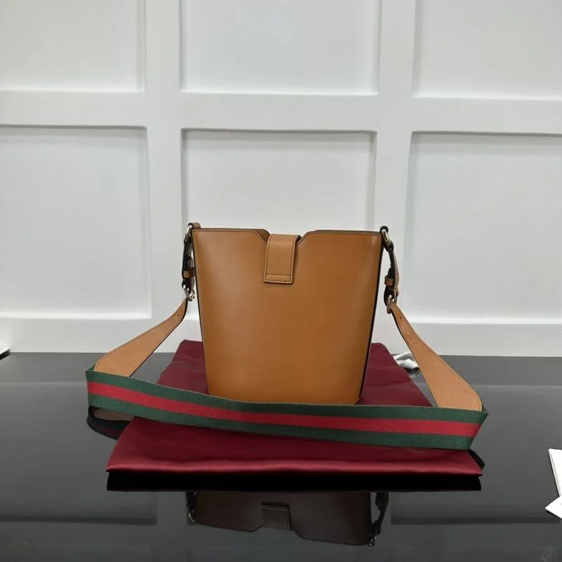 Versatile Gucci Drawstring Bags 51485