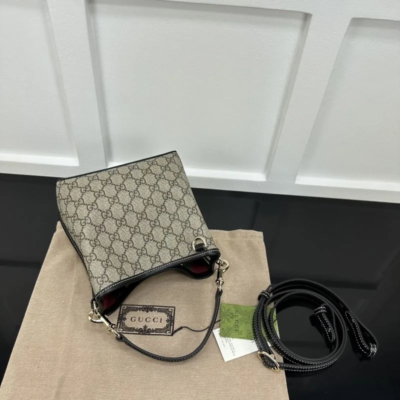 Gucci Drawstring Bags Neat 51487