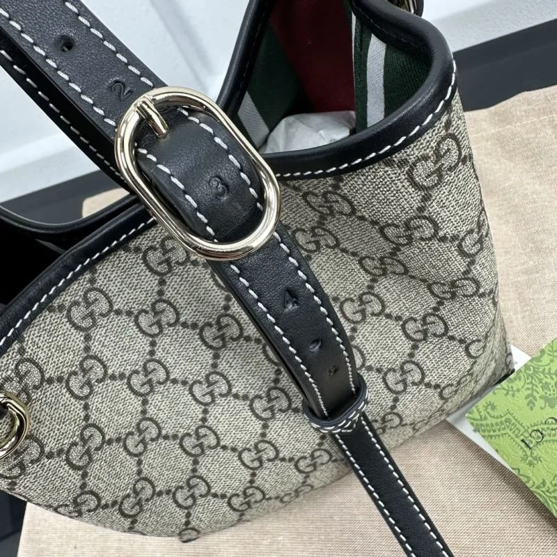 Gucci Drawstring Bags Neat 51487