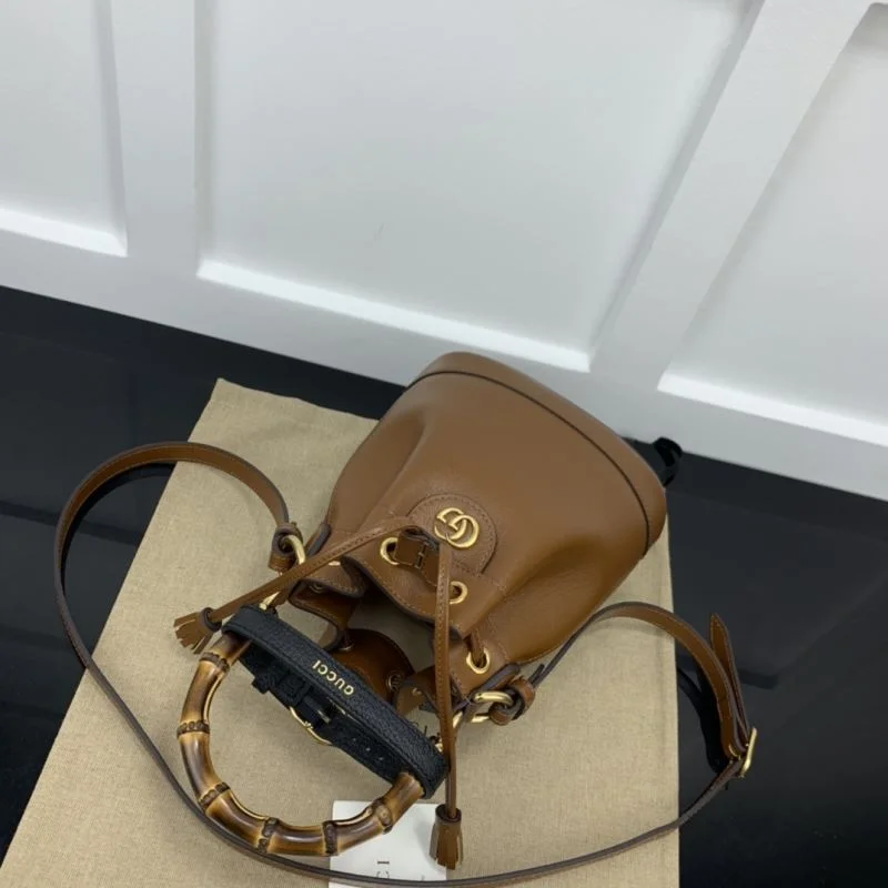SmoothTexture Gucci Drawstring Bags 51430