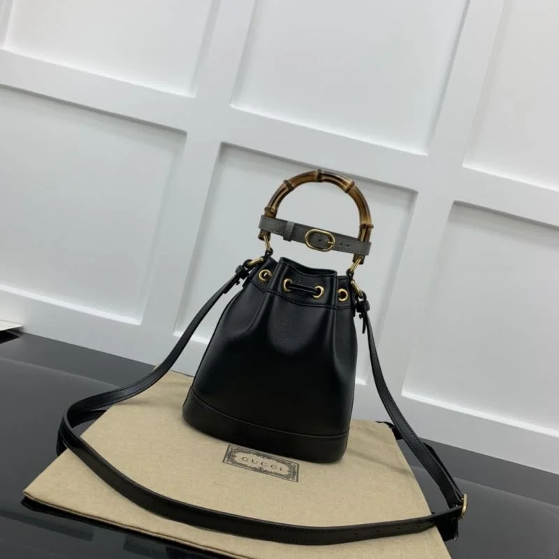 Gucci Drawstring Bags Sporty 51428