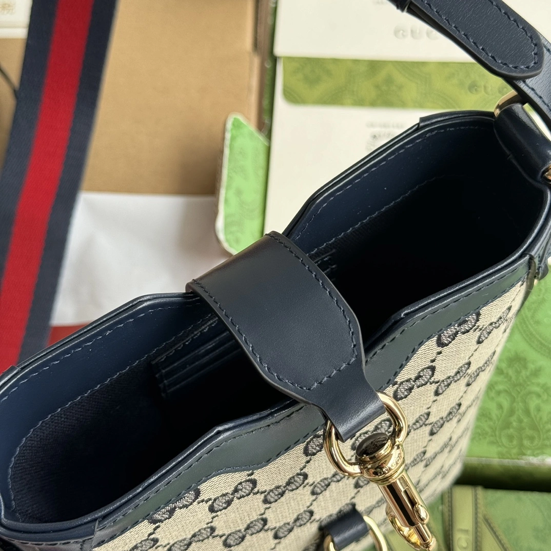 Reliable Gucci Drawstring Bags 72469