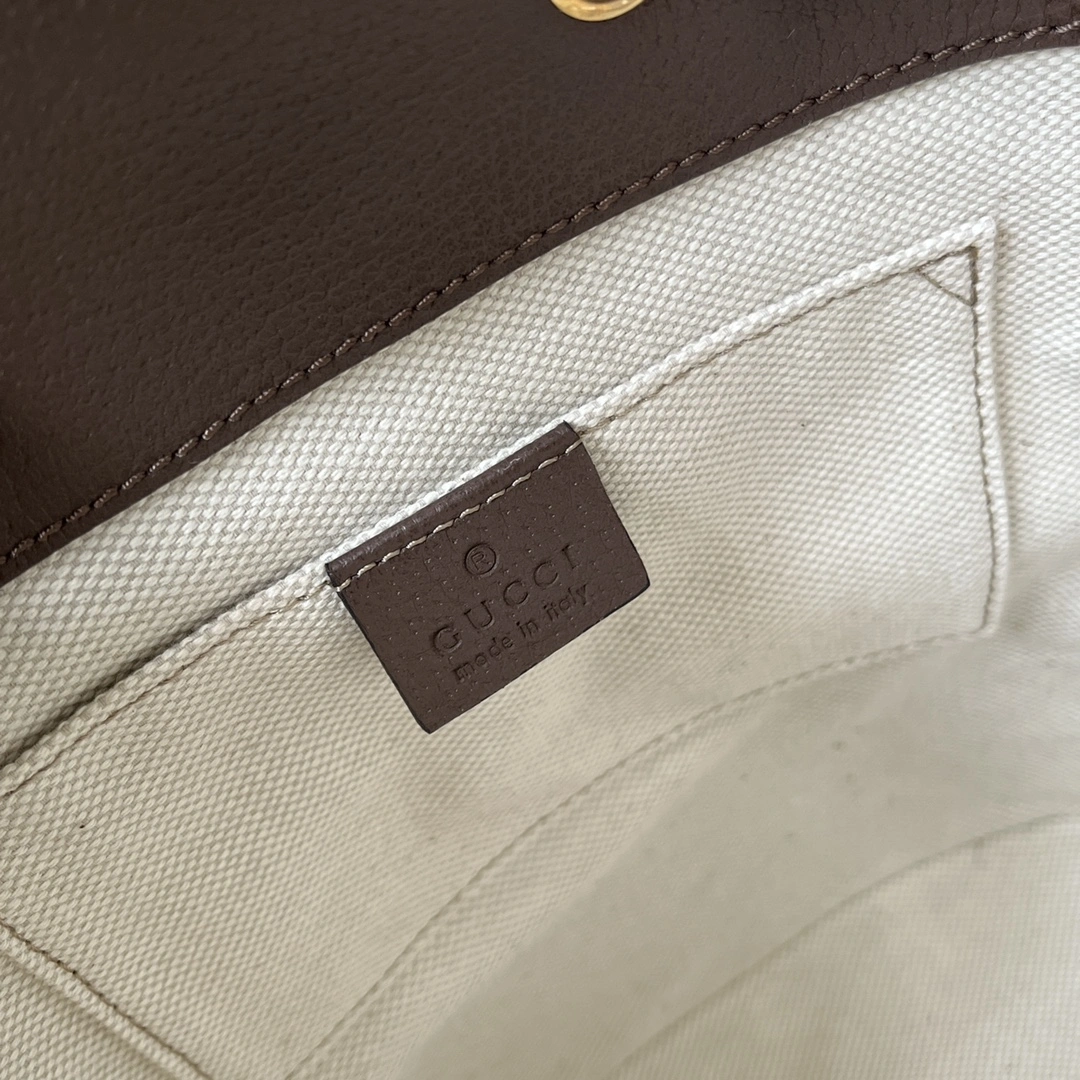 Gucci Drawstring Bags AllSeason 72462