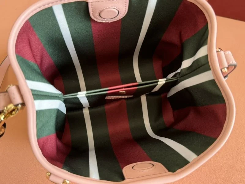 Chic Gucci Drawstring Bags 49989