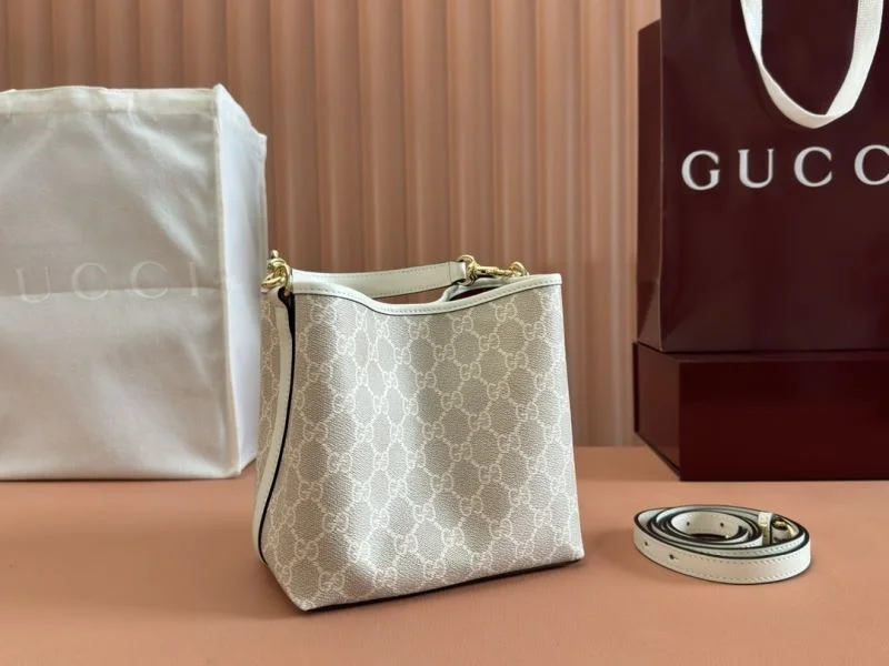 Tailored Gucci Drawstring Bags 49979