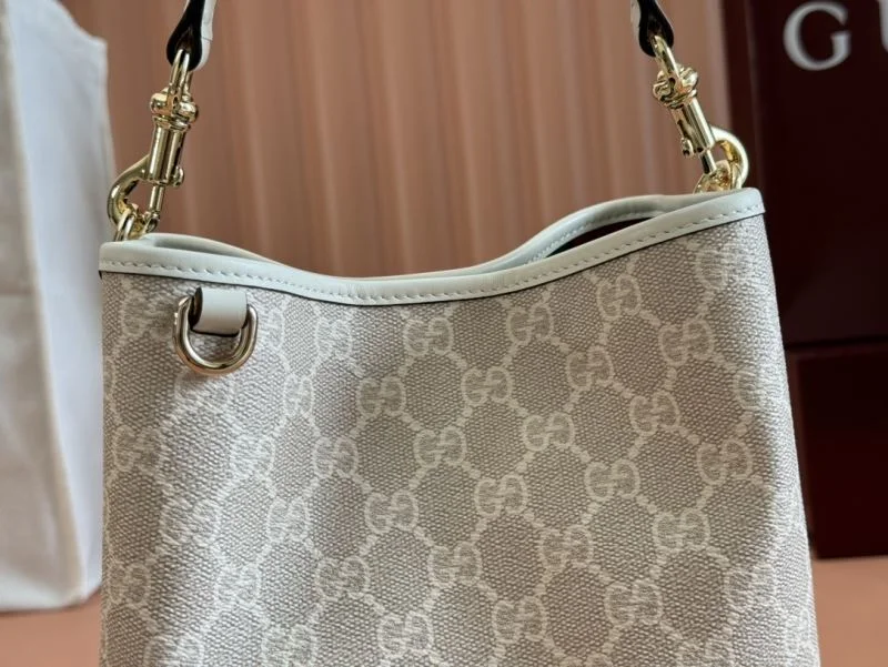 Tailored Gucci Drawstring Bags 49979