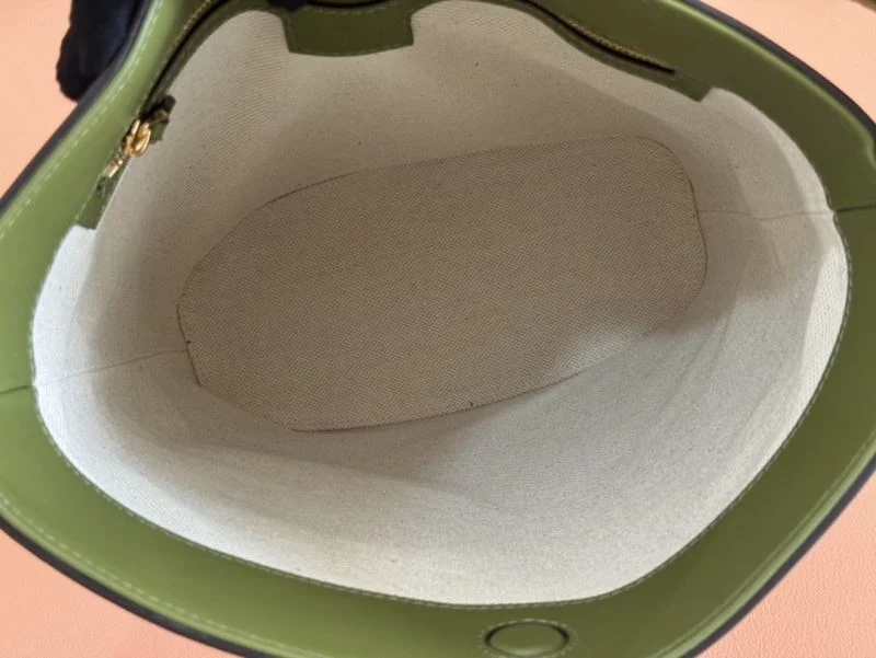Gucci Drawstring Bags Lightweight 49990