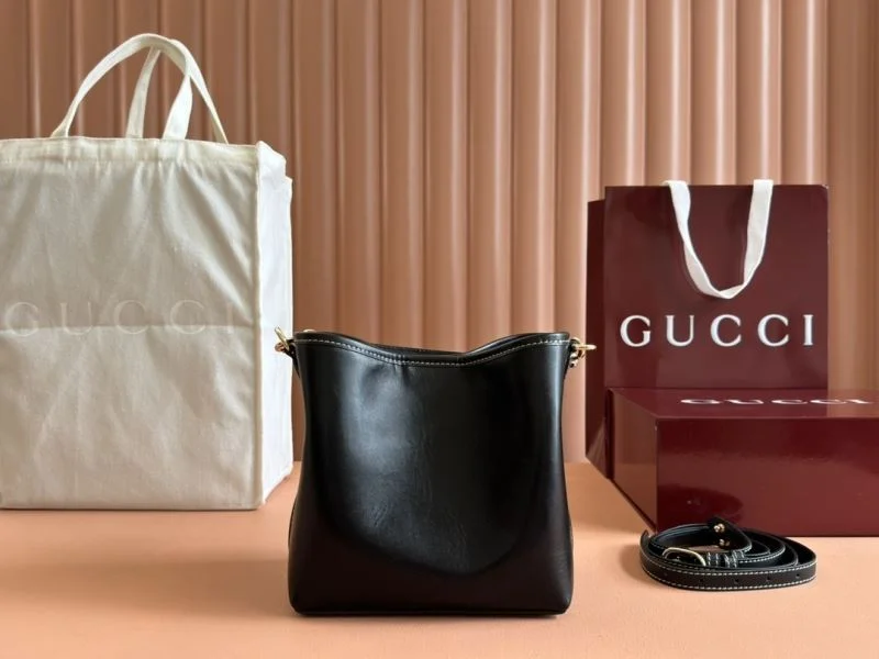 ComfortFit Gucci Drawstring Bags 49964