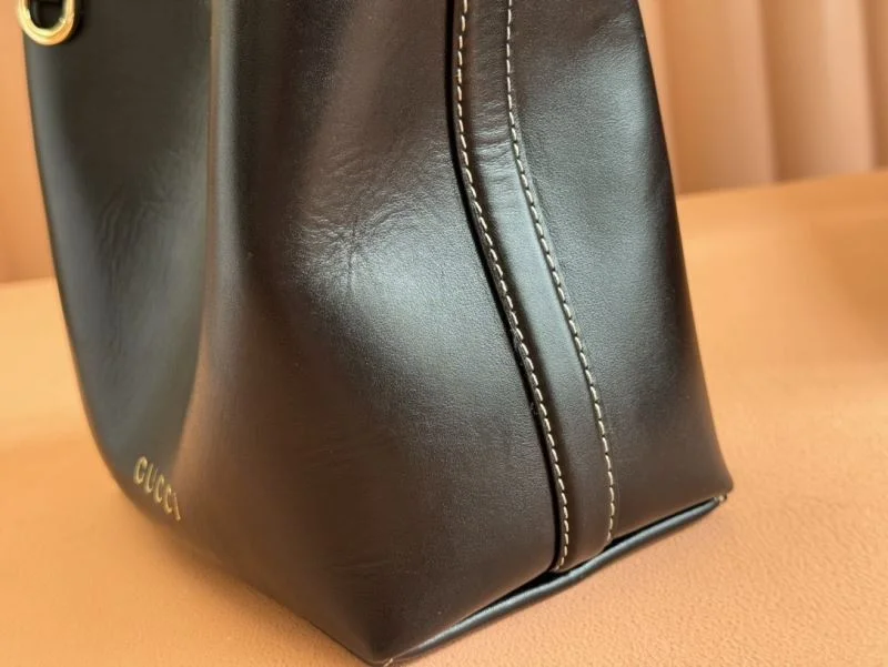 ComfortFit Gucci Drawstring Bags 49964