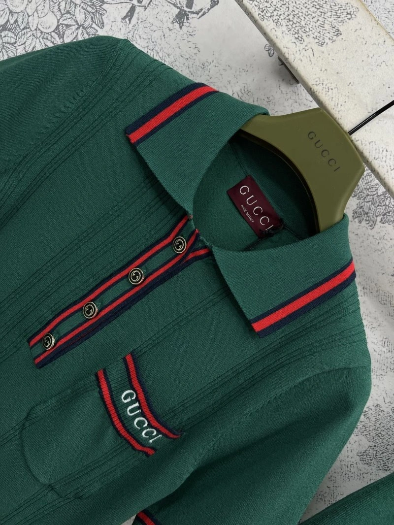 TechFriendly Gucci Dress Suits 124469