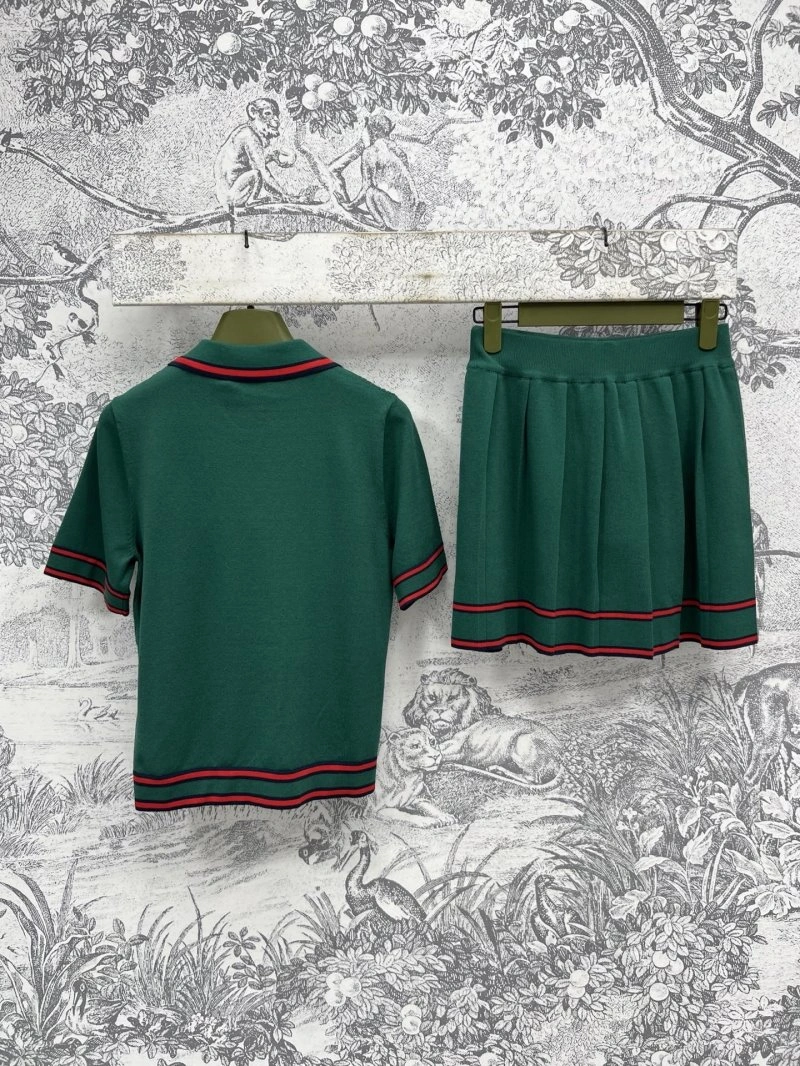 TechFriendly Gucci Dress Suits 124469