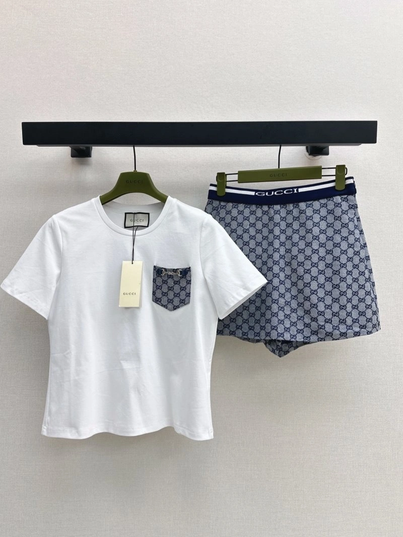 Neat Gucci Dress Suits 124463