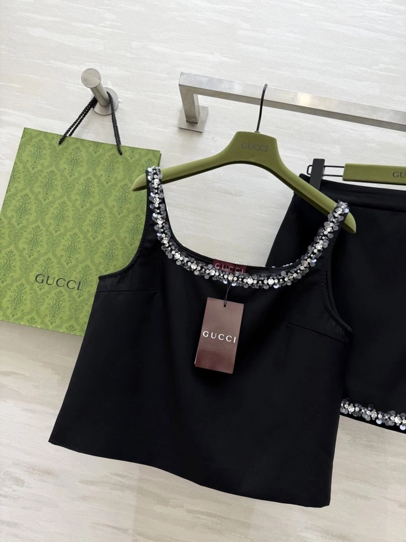 Gucci Dress Suits NewStyle 124462