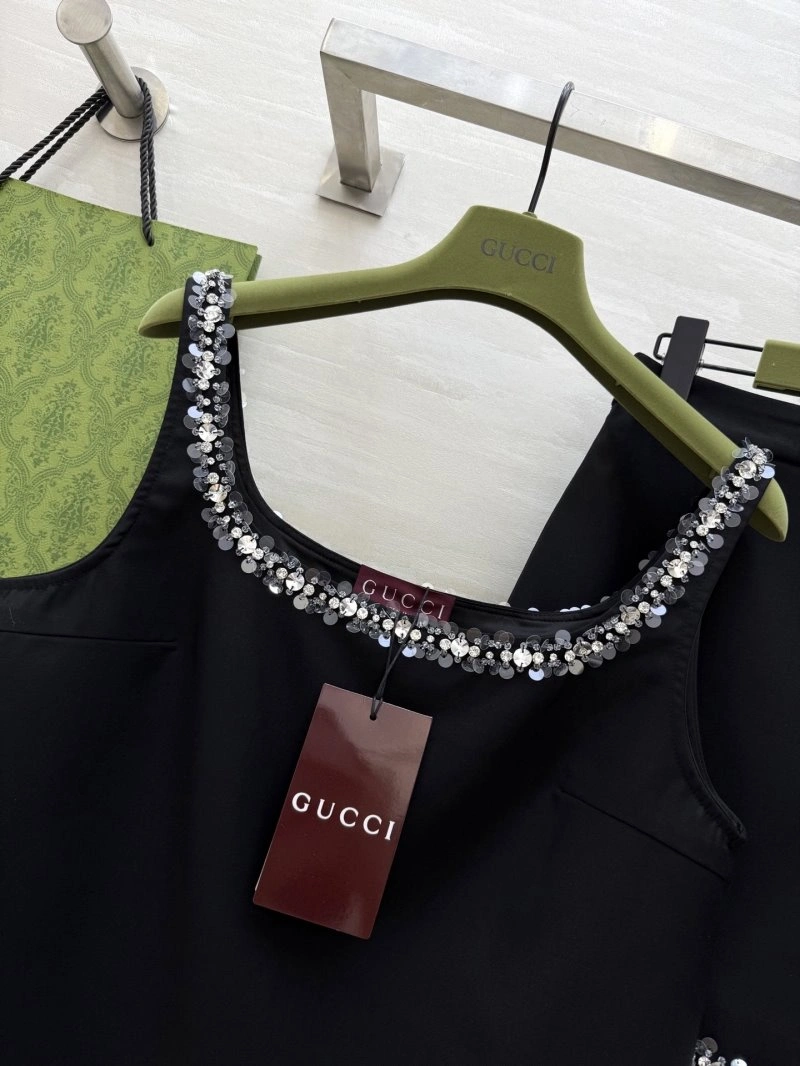 Gucci Dress Suits NewStyle 124462