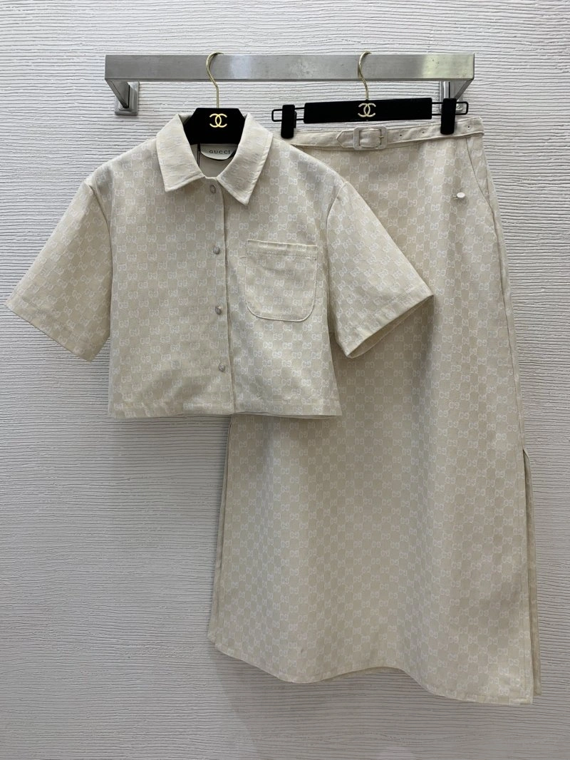 Sustainable Gucci Dress Suits 124459