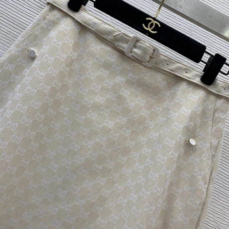 Sustainable Gucci Dress Suits 124459