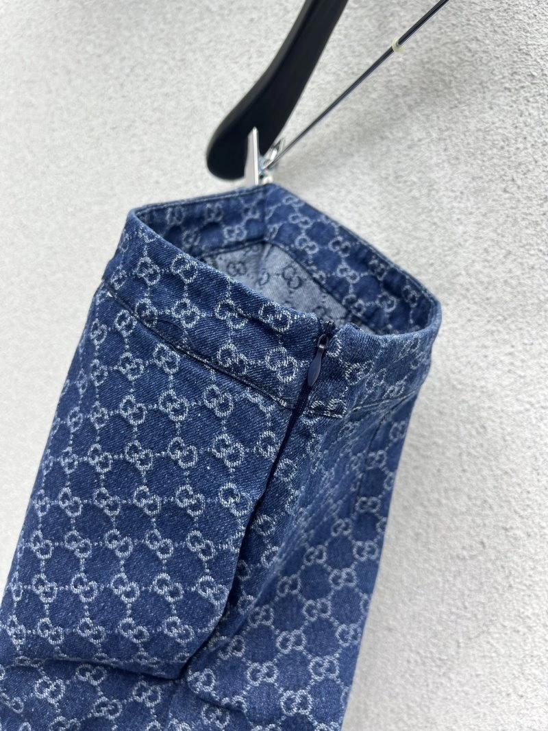 Gucci Dress Suits ModernLook 124815