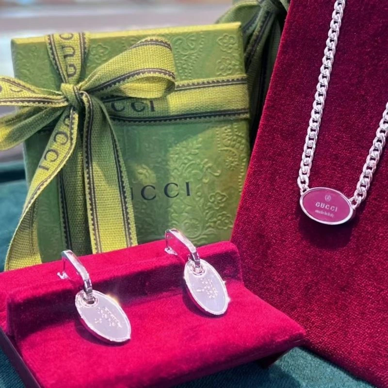 Gucci Earrings Breathable 245165