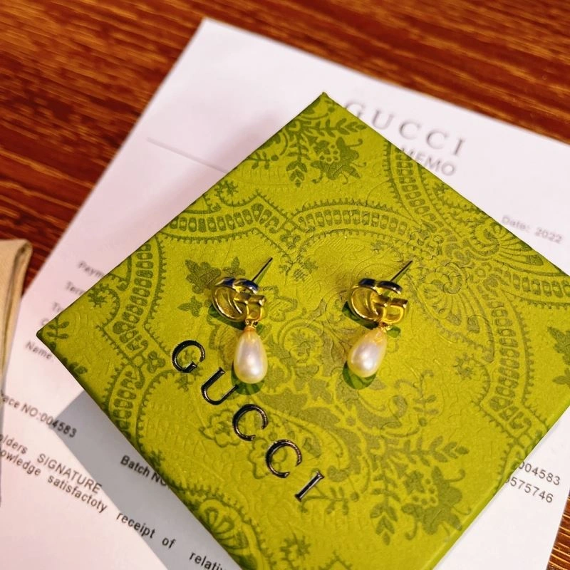 EyeCatching Gucci Earrings 244802