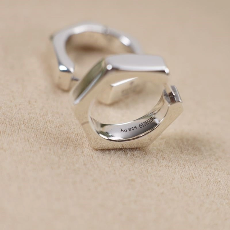 Gucci Earrings Elegant 244568