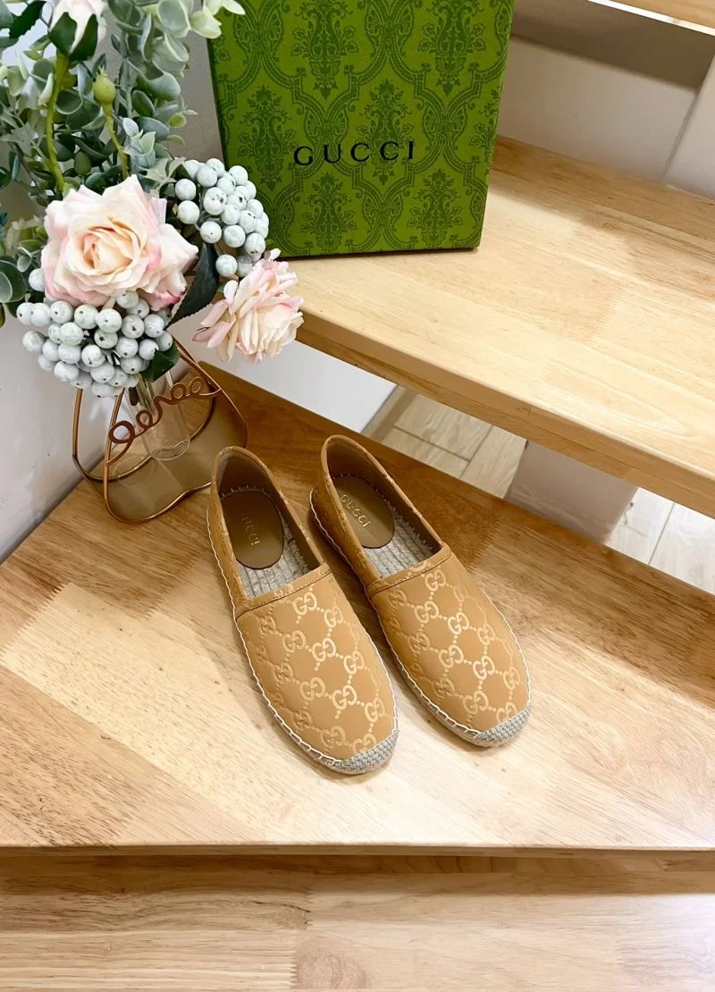 Gucci Fishermans Shoes GoAnywhere 25086