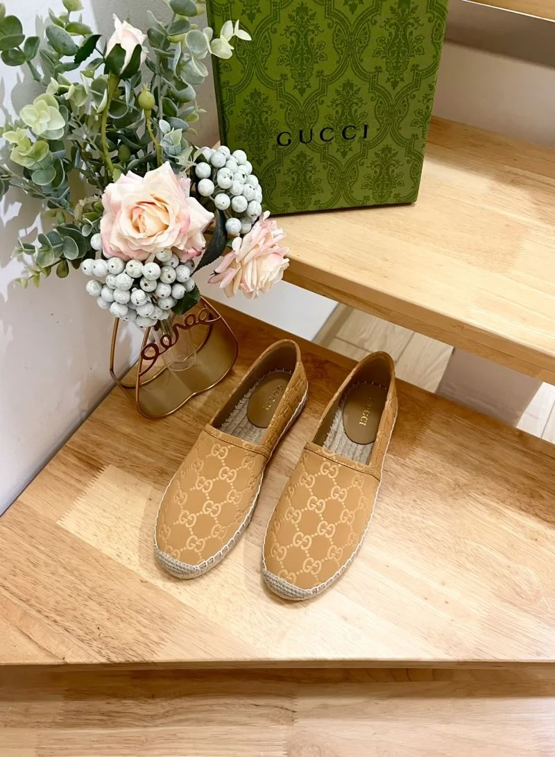 Gucci Fishermans Shoes GoAnywhere 25086