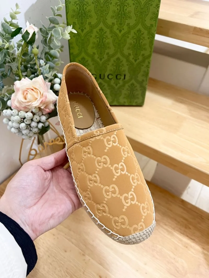 Gucci Fishermans Shoes GoAnywhere 25086