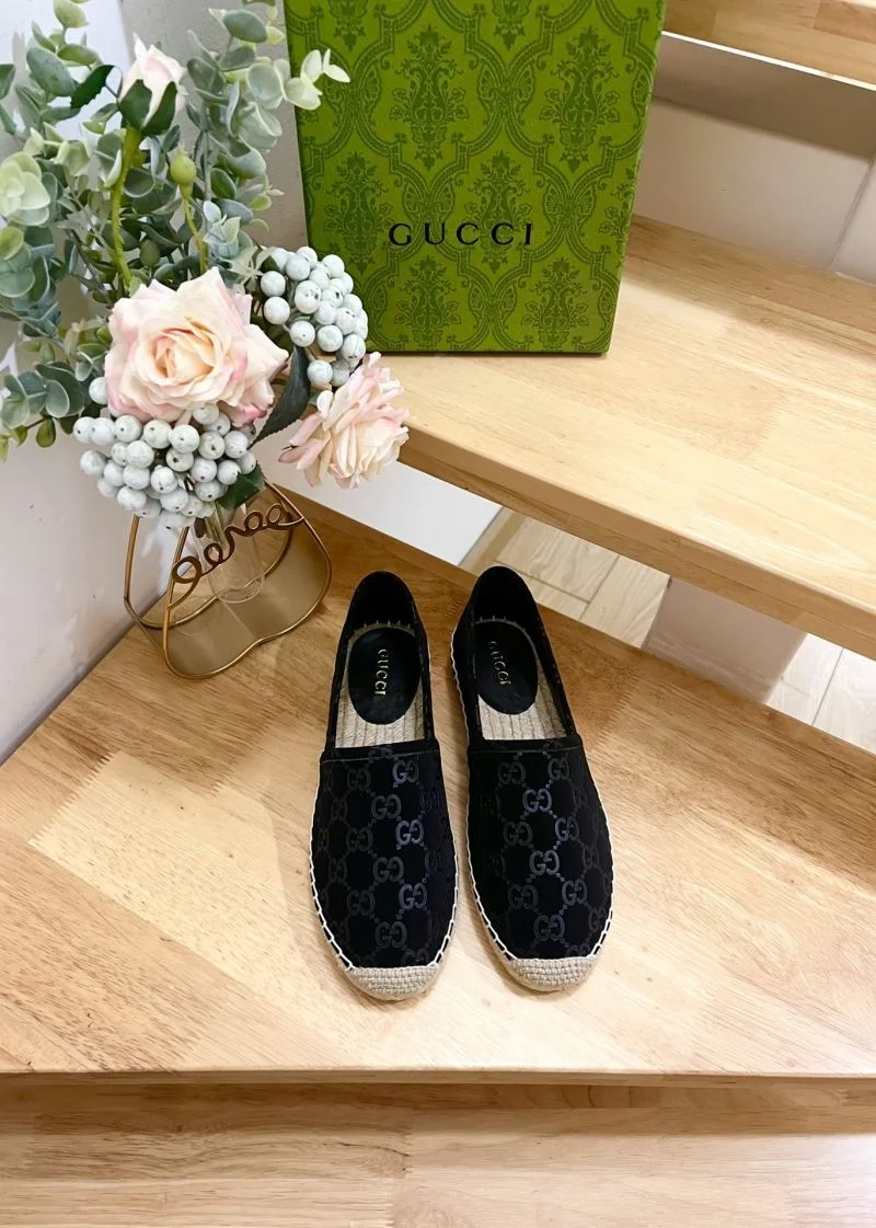 Bold Gucci Fishermans Shoes 25084
