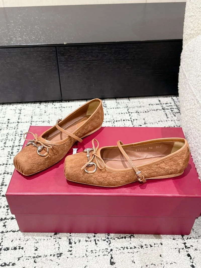 WrinkleFree Gucci Flat Shoes 25090