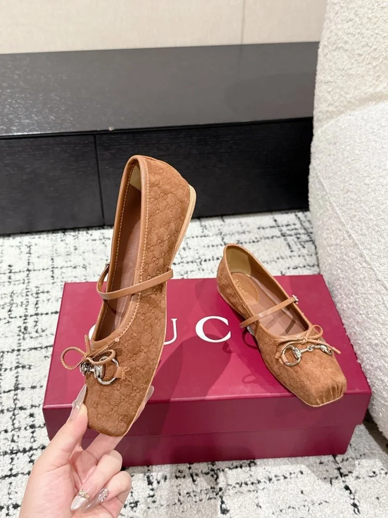WrinkleFree Gucci Flat Shoes 25090