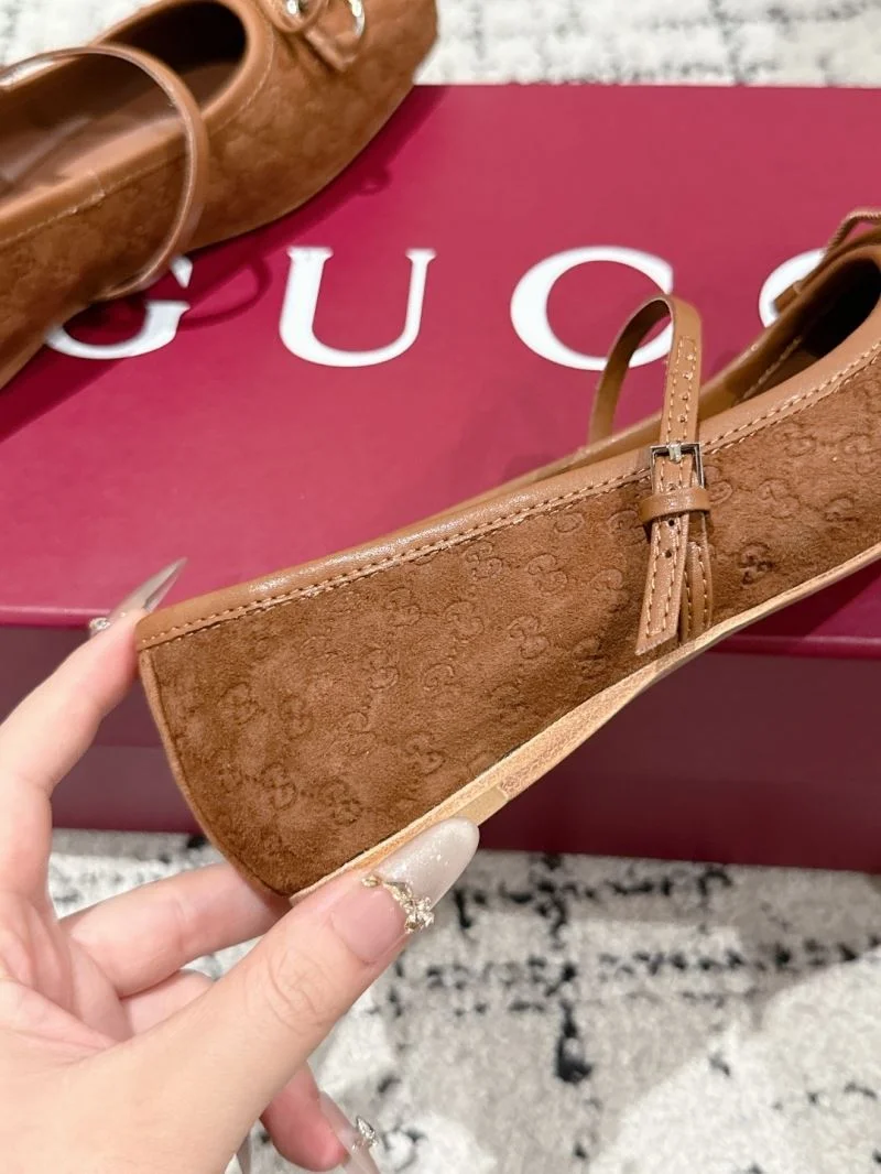 WrinkleFree Gucci Flat Shoes 25090