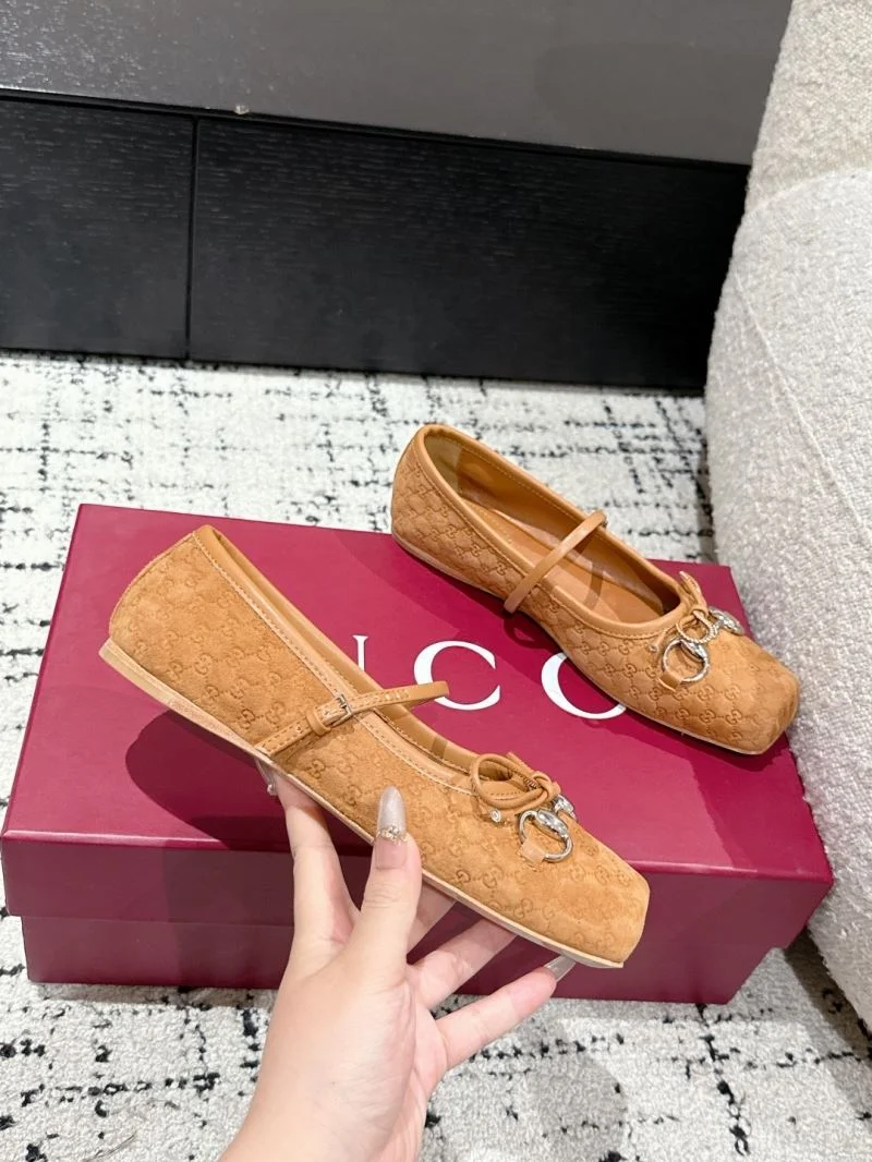 Gucci Flat Shoes Effortless 25079