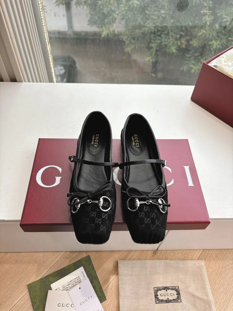 Gucci Flat Shoes SmoothTexture 24852