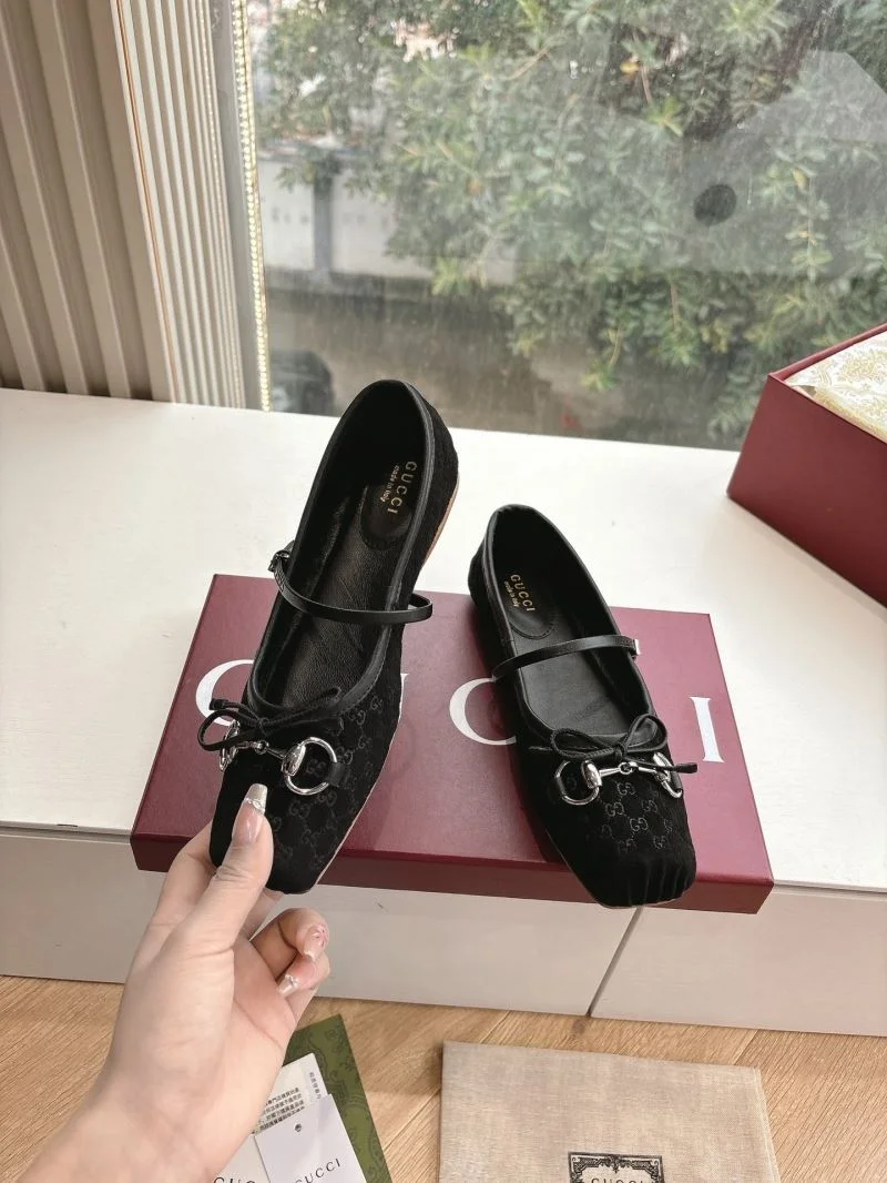 Gucci Flat Shoes SmoothTexture 24852