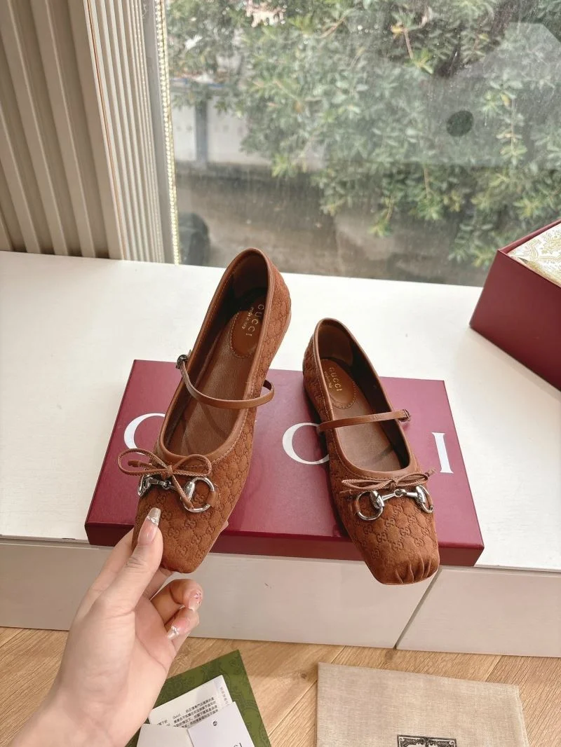 BestValue Gucci Flat Shoes 24837