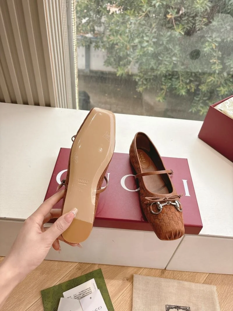BestValue Gucci Flat Shoes 24837