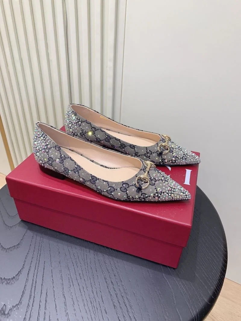 Gucci Flat Shoes Effortless 24500