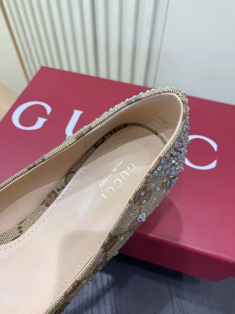 Gucci Flat Shoes Refined 24504