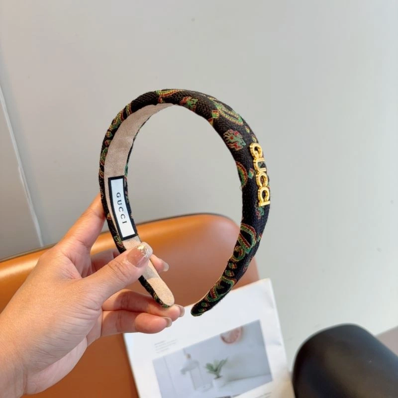 Vibrant Gucci Hair Hoop 263093